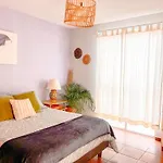 Colorful Family Condo With Terrace And Free Parking